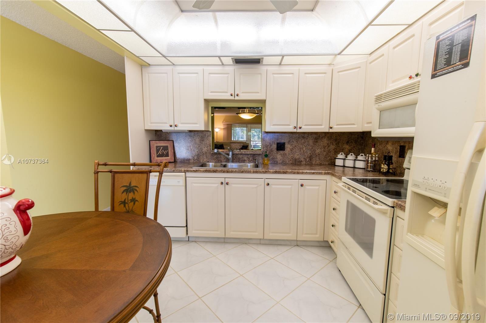 GRANADA VILLAGE C CONDO - Residential