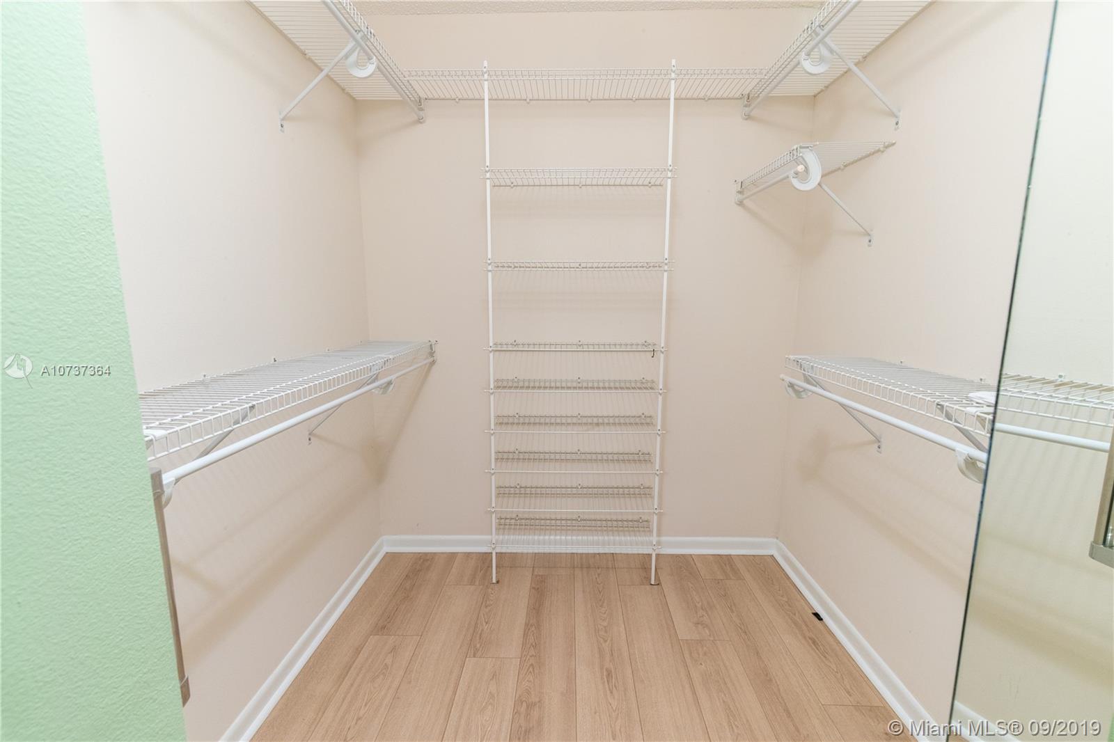 GRANADA VILLAGE C CONDO - Residential