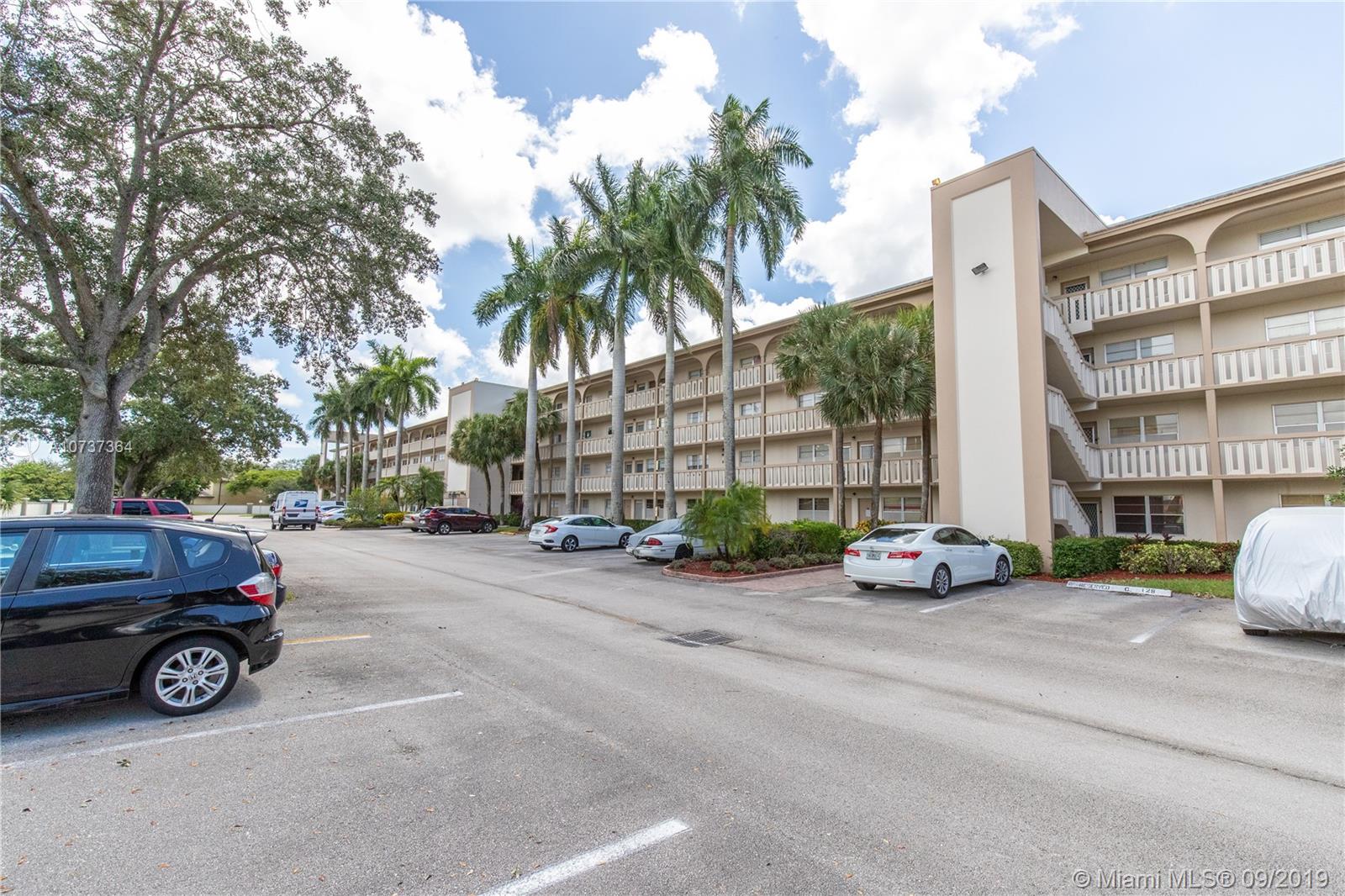 GRANADA VILLAGE C CONDO - Residential