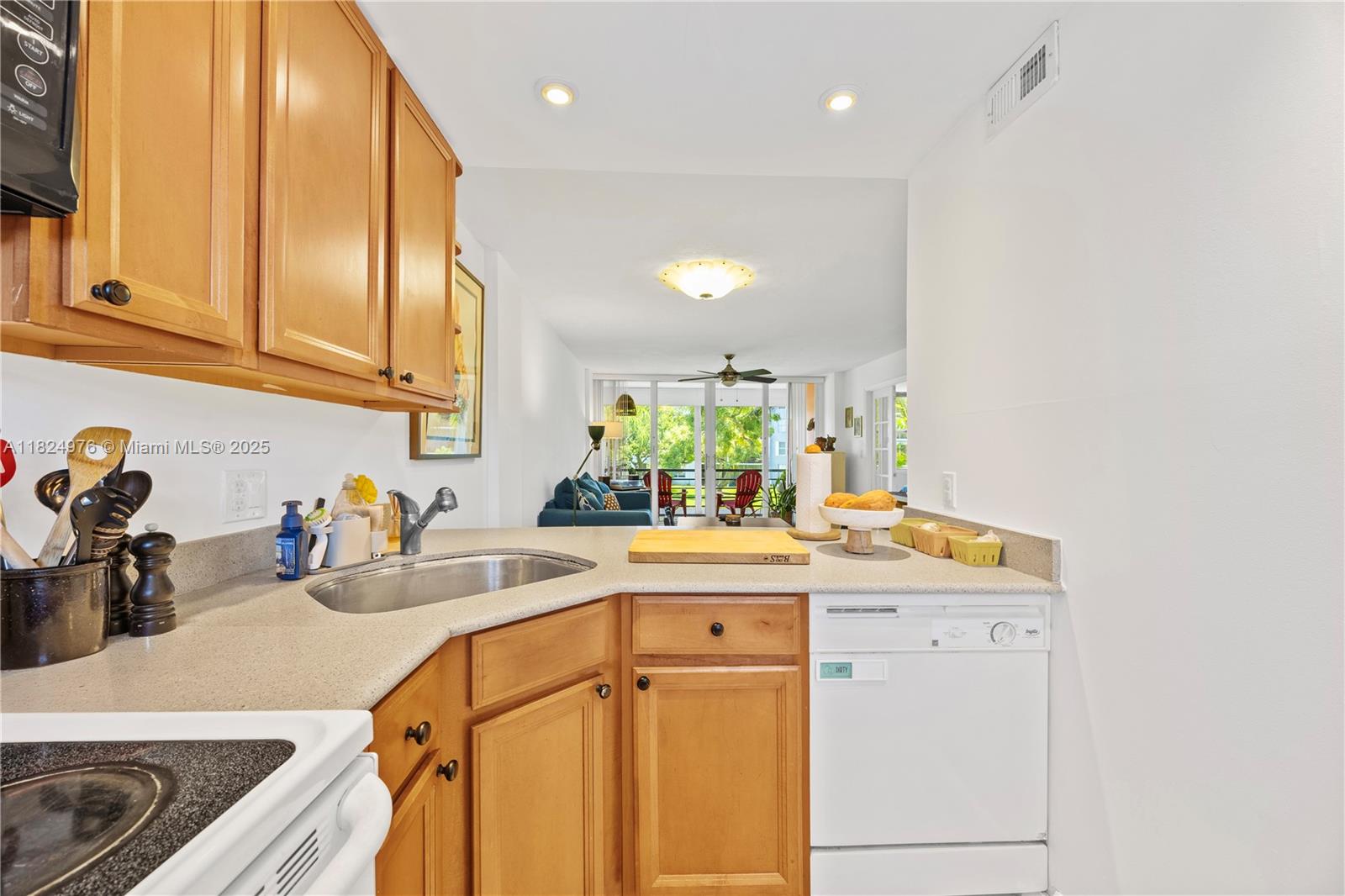 114 Royal Park Dr 2B