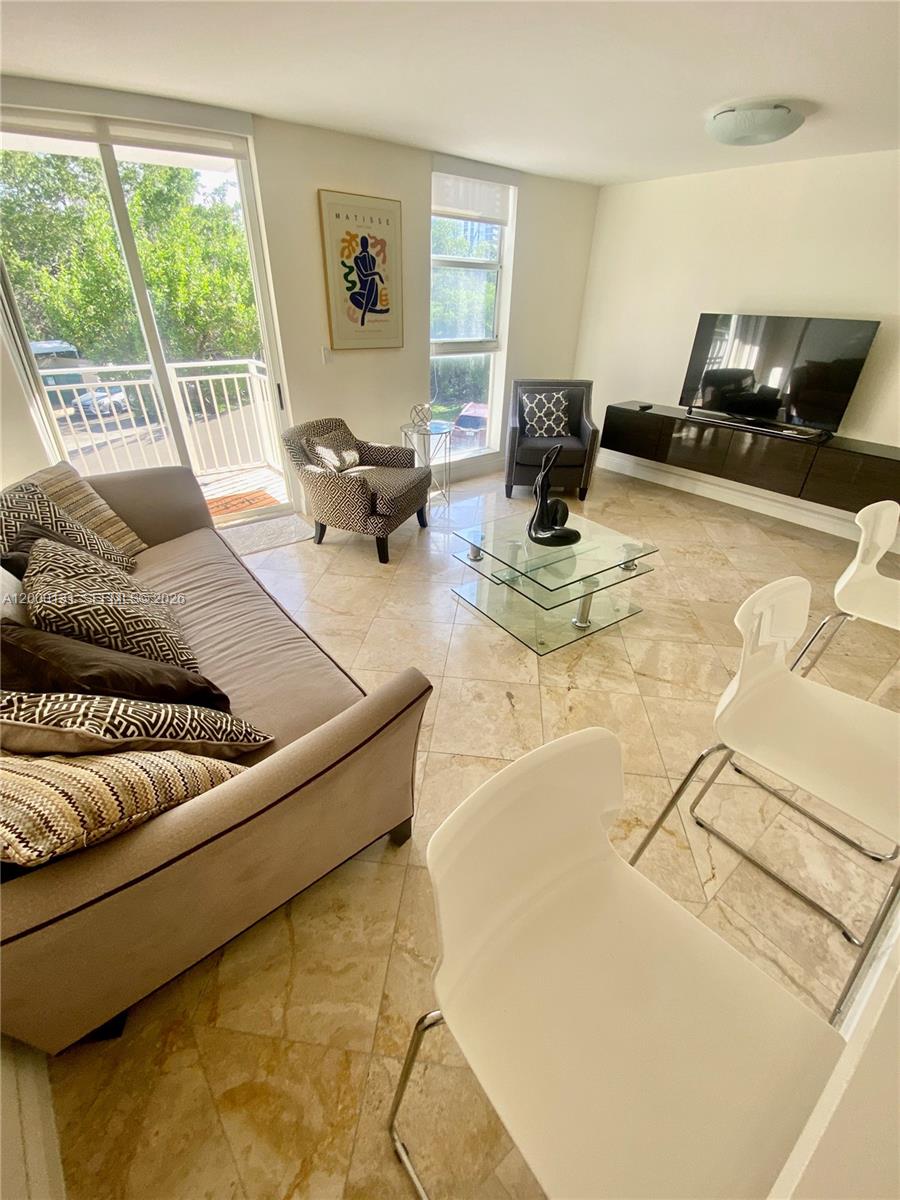 16590 NE 26th Ave 202