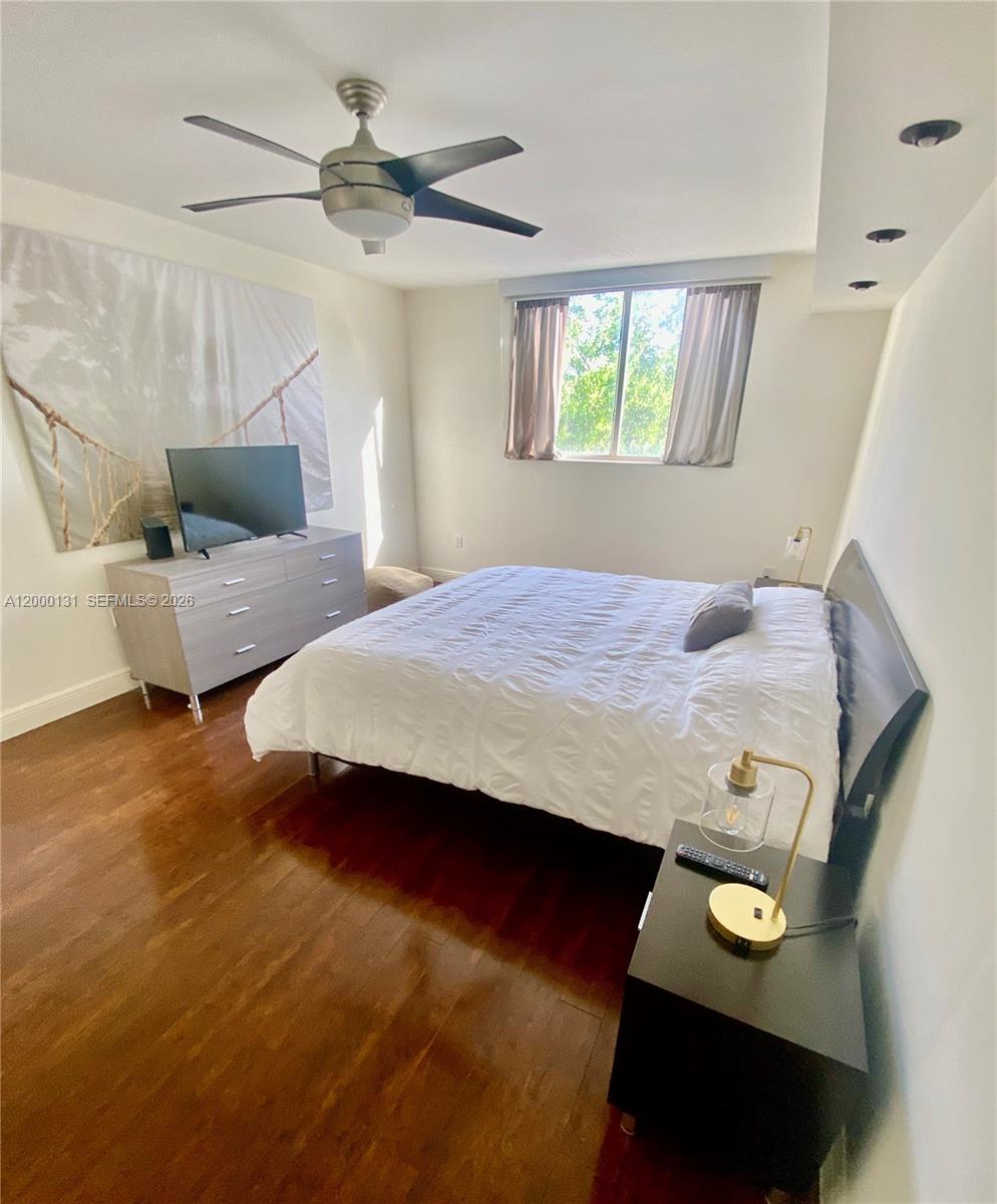 VISTA ON THE BAY CONDO - Residential Lease