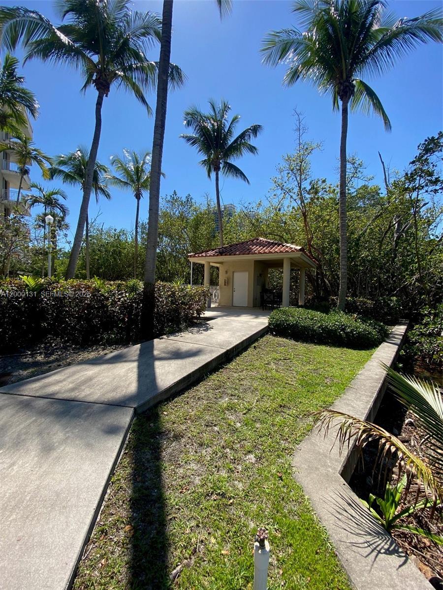 VISTA ON THE BAY CONDO - Residential Lease