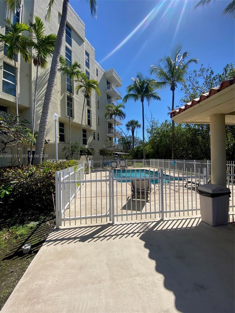 VISTA ON THE BAY CONDO - Residential Lease