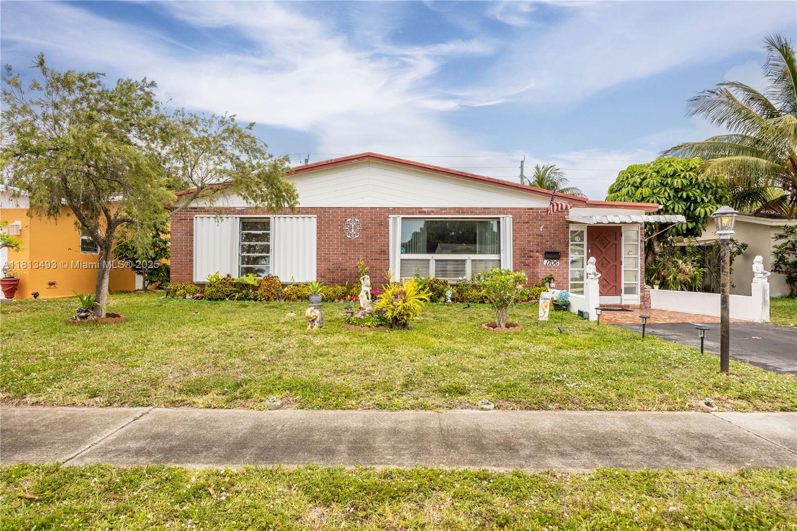 1706 N 45th Ave, Hollywood, Broward County, Florida - 3 Bedrooms  
2 Bathrooms - 