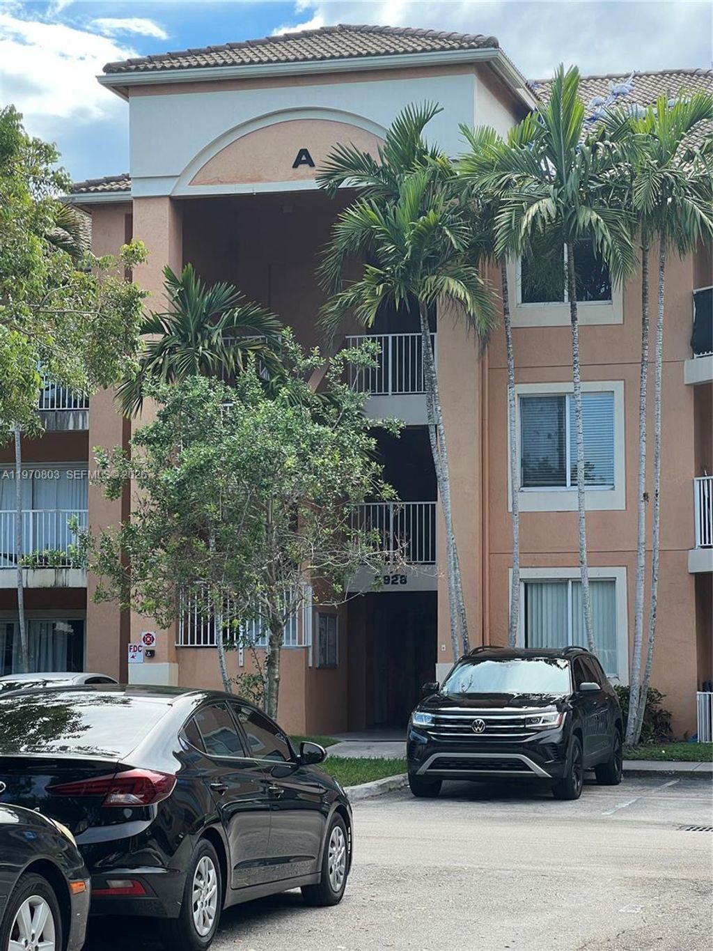 Photo of 6928 SW 39th St #A303, Davie, FL 33314 (MLS # A11970803)