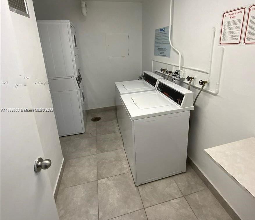 KENNEDY HOUSE CONDO - Residential Lease