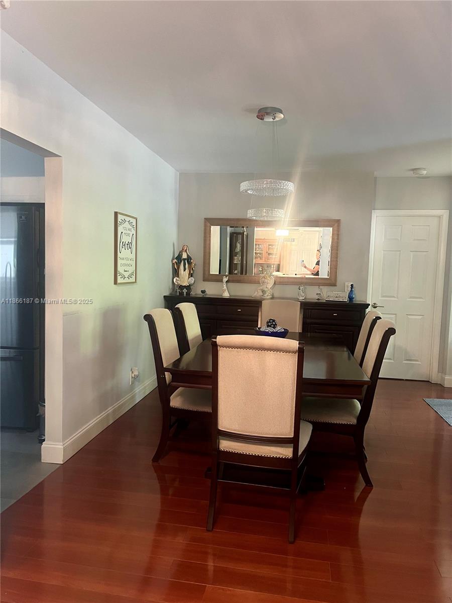 APPLEWOOD VILLAGE IV-D CO - Residential