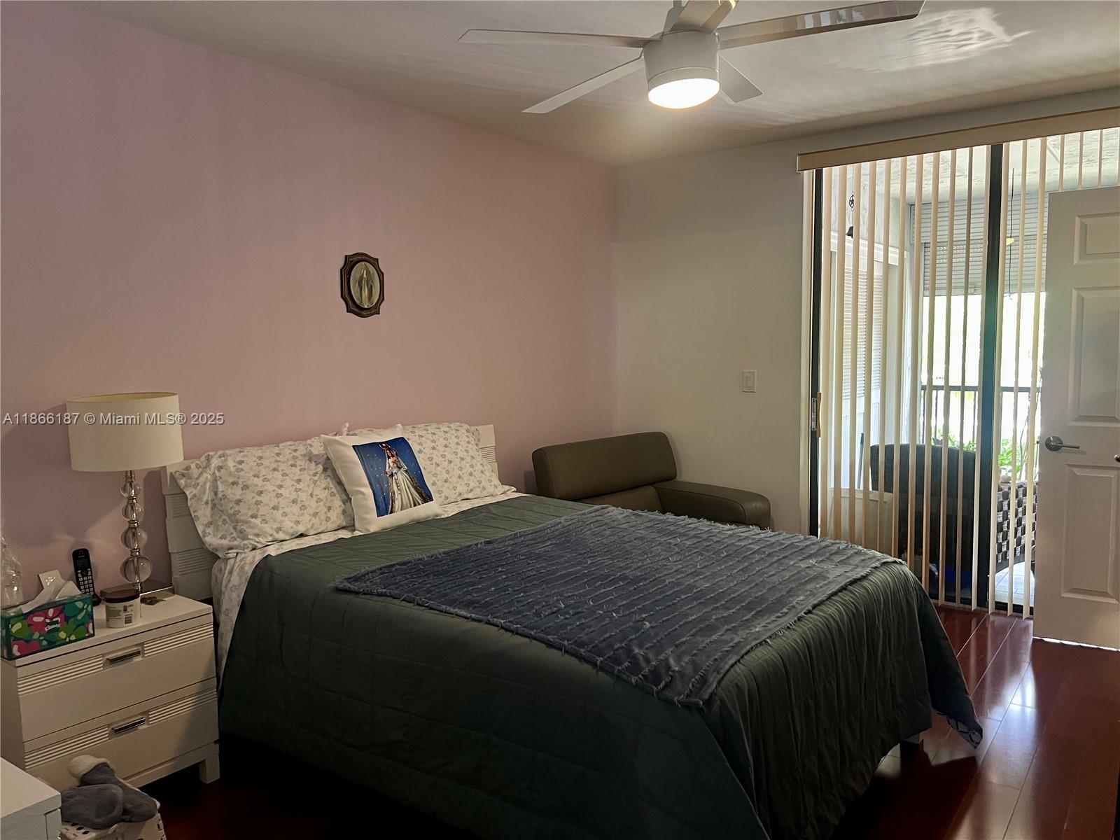 APPLEWOOD VILLAGE IV-D CO - Residential