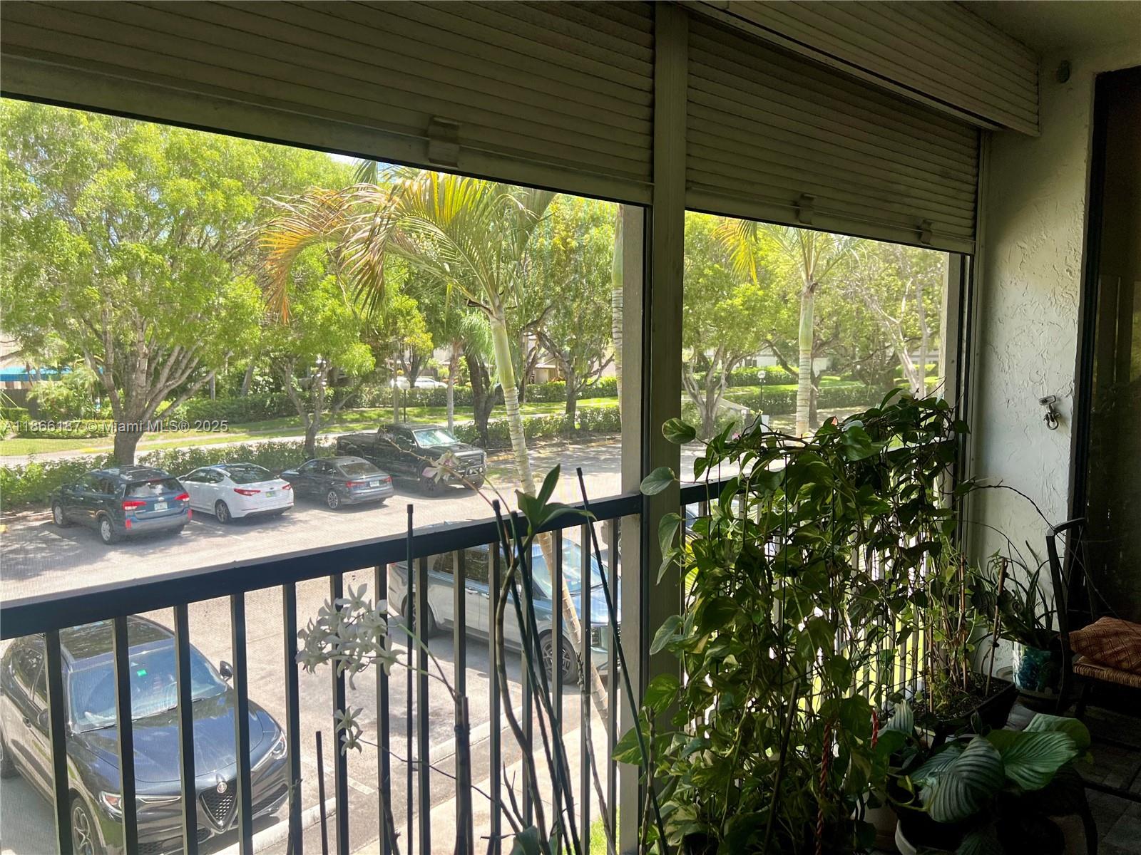 APPLEWOOD VILLAGE IV-D CO - Residential