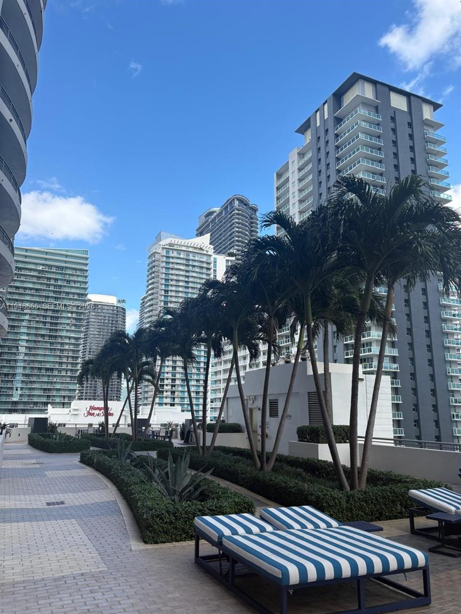 INFINITY AT BRICKELL COND - Residential