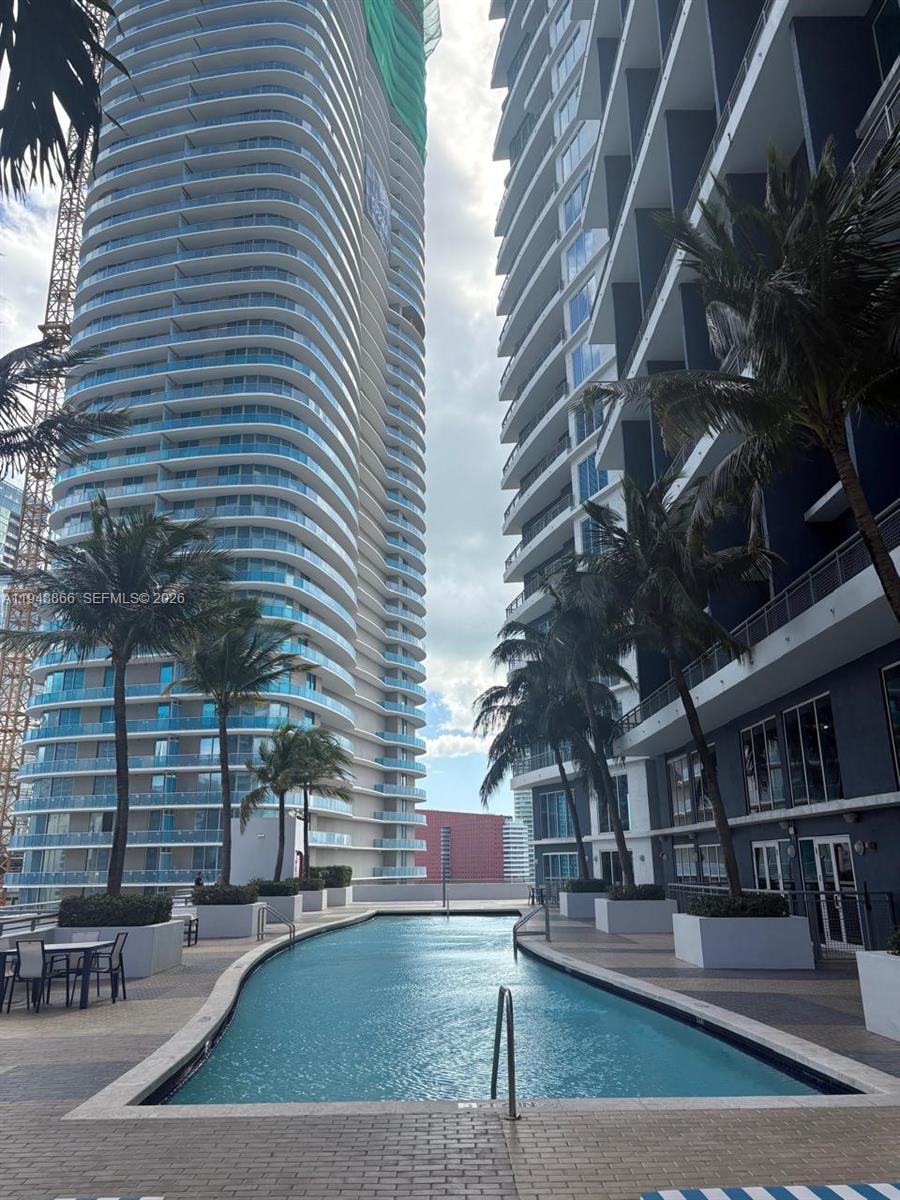 INFINITY AT BRICKELL COND - Residential