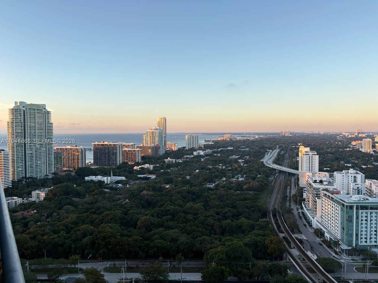 INFINITY AT BRICKELL COND - Residential