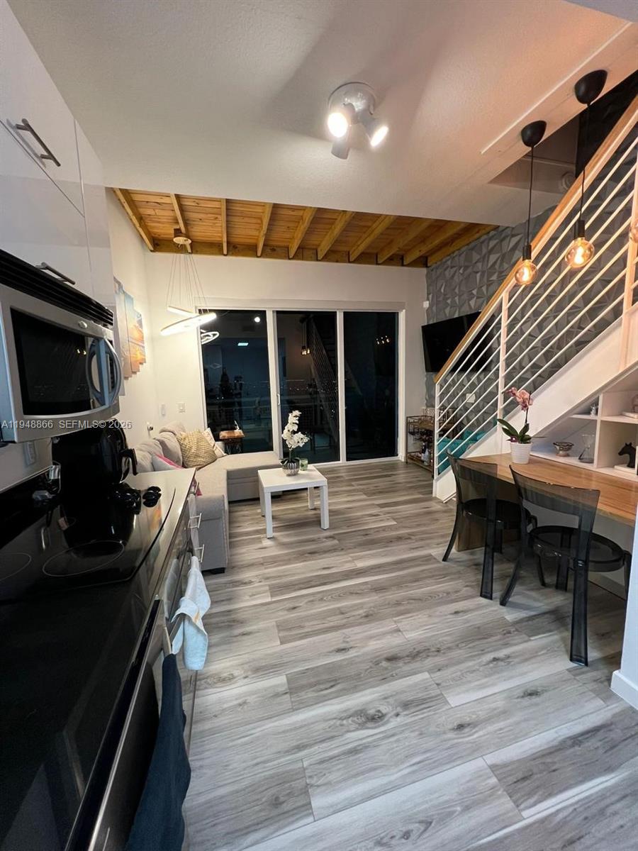 INFINITY AT BRICKELL COND - Residential