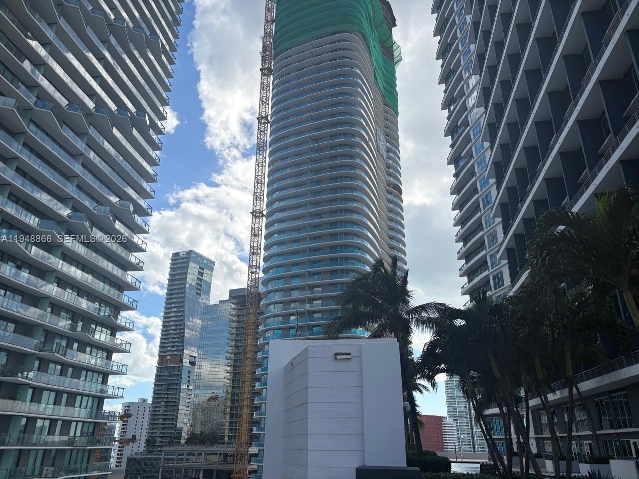 INFINITY AT BRICKELL COND - Residential