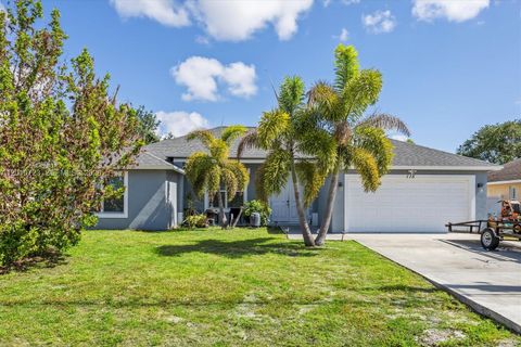 Tiny photo for 115 SW Glenwood Dr, Port St Lucie, FL 34984 (MLS # A12010723)