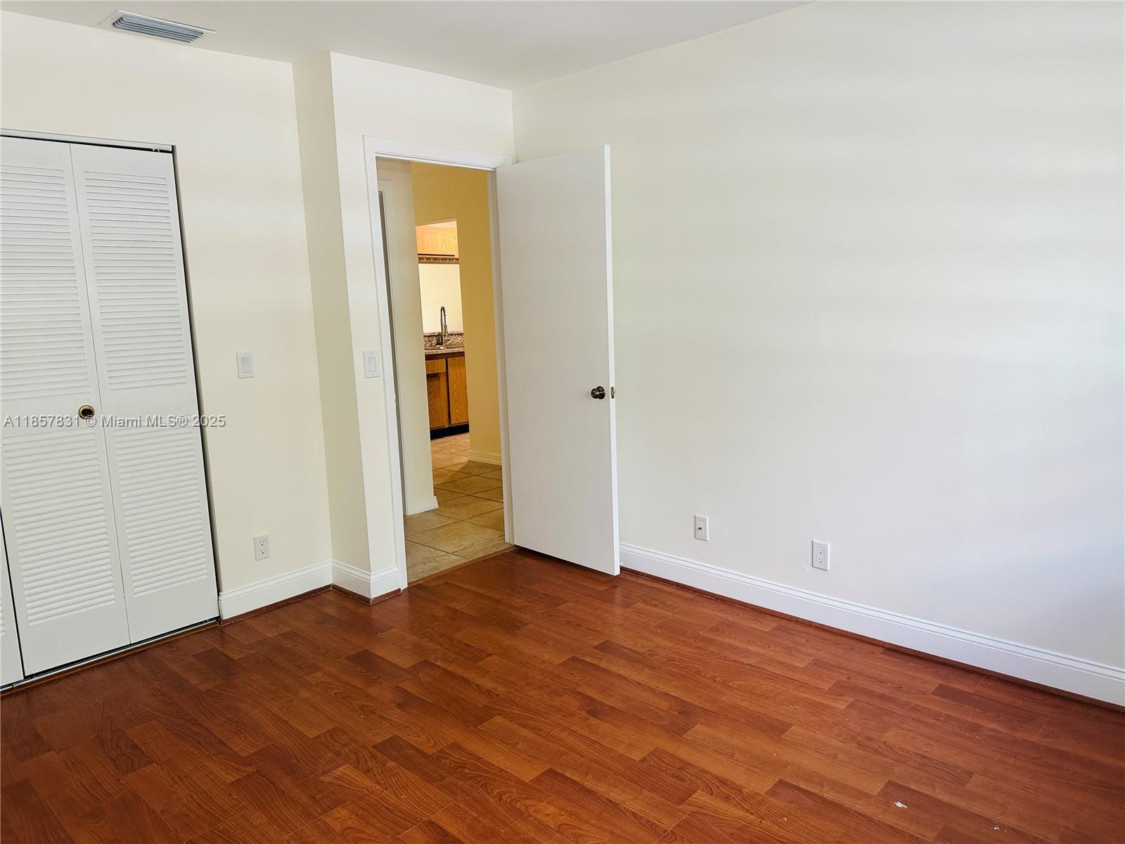 VILLAS OF BONAVENTURE AT - Residential Lease