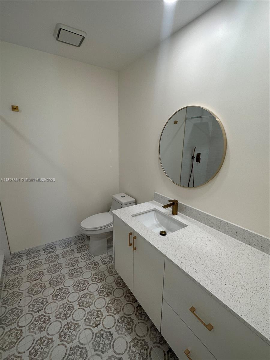 VILLAS OF BONAVENTURE AT - Residential Lease