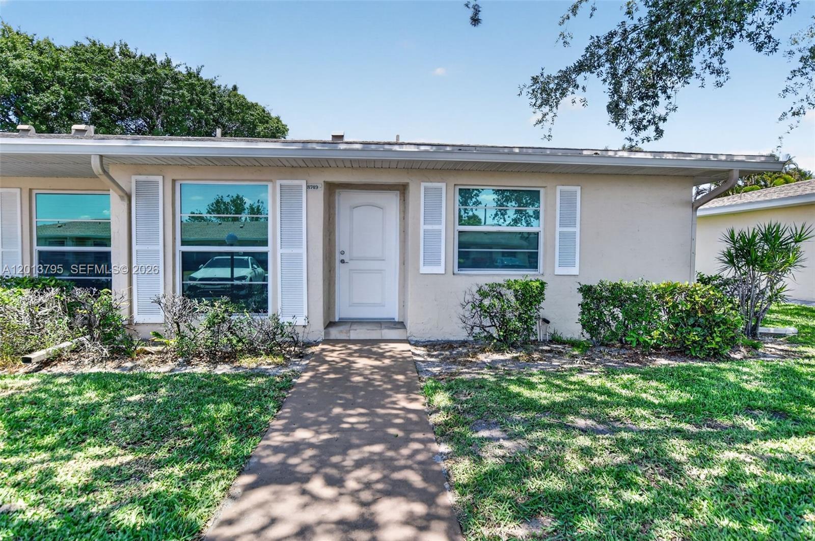 BOCA LAKES CONDO - Residential