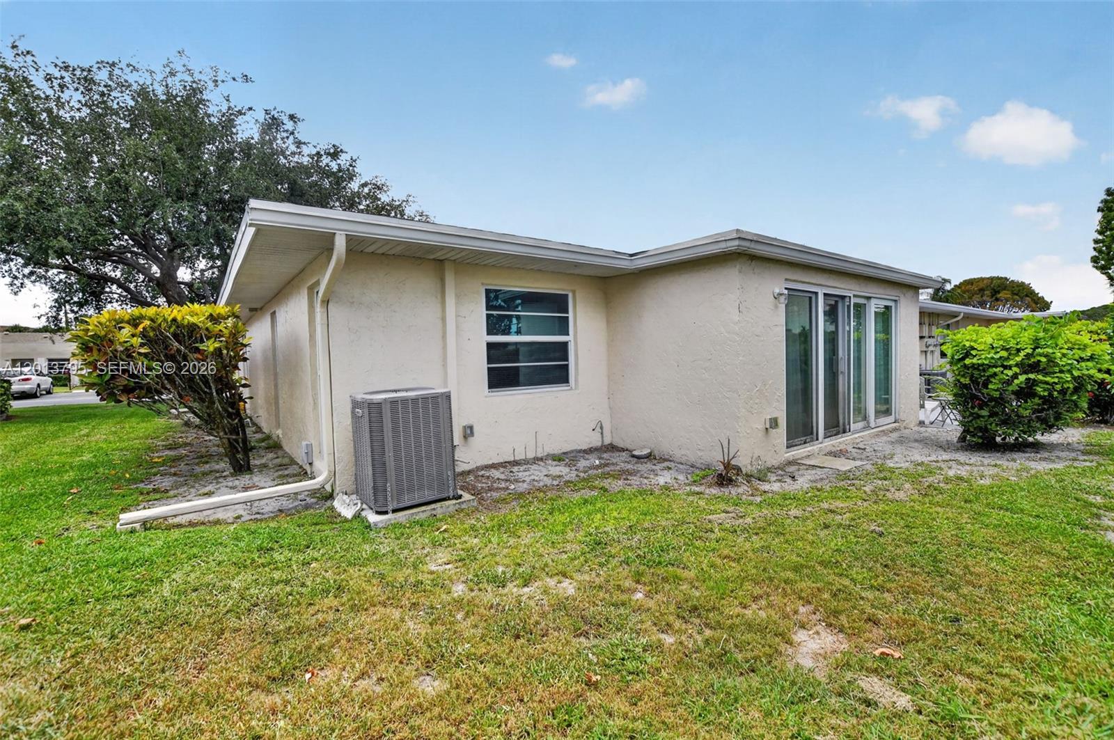 BOCA LAKES CONDO - Residential