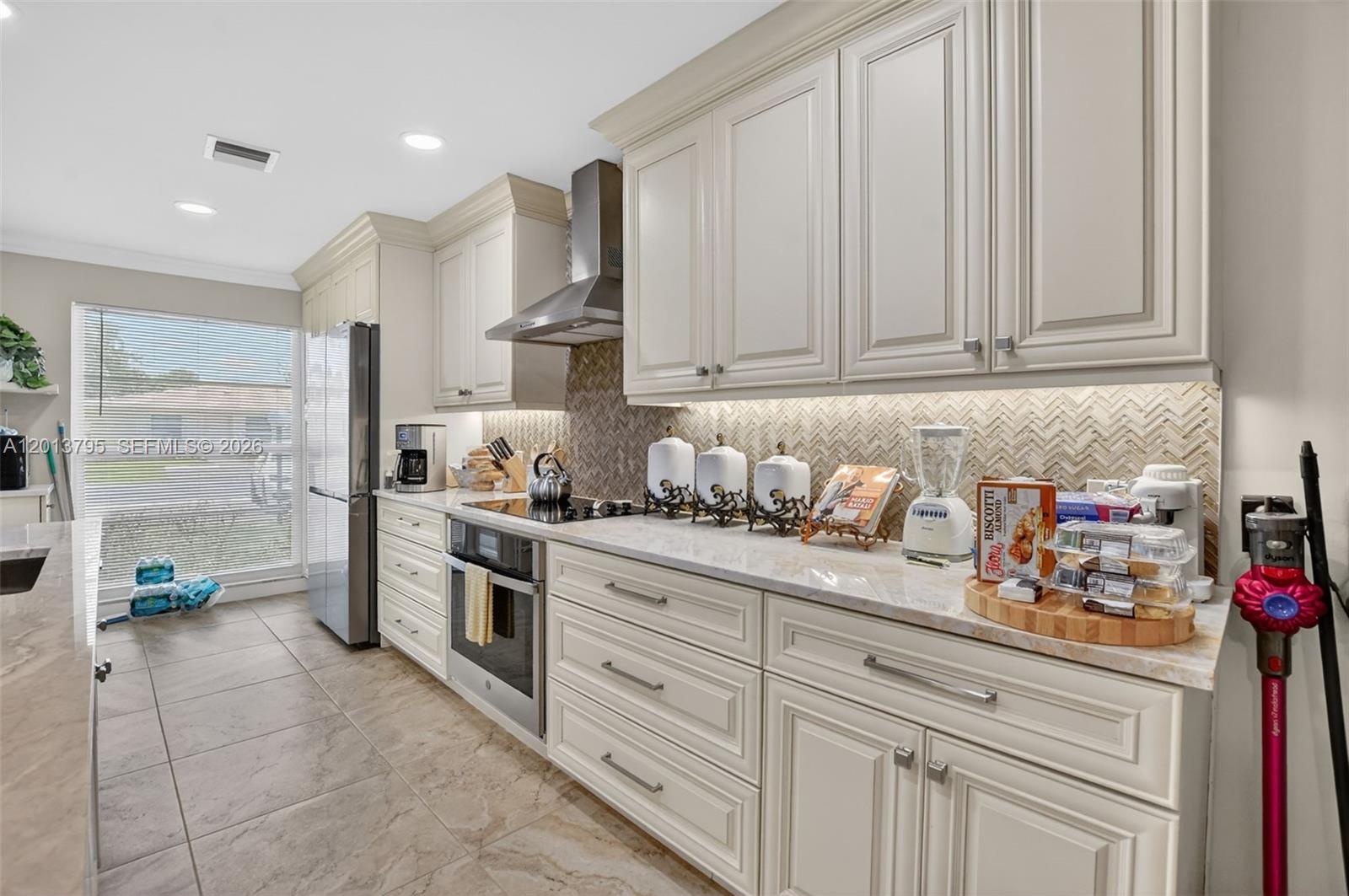 BOCA LAKES CONDO - Residential
