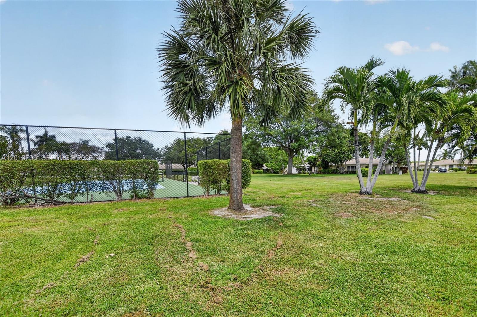 BOCA LAKES CONDO - Residential