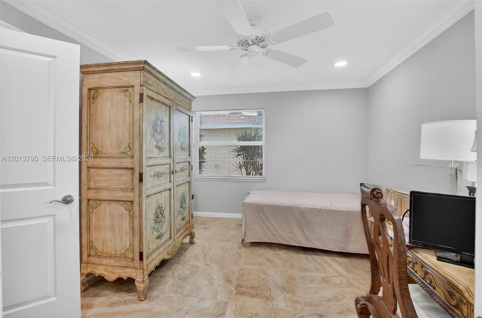 BOCA LAKES CONDO - Residential