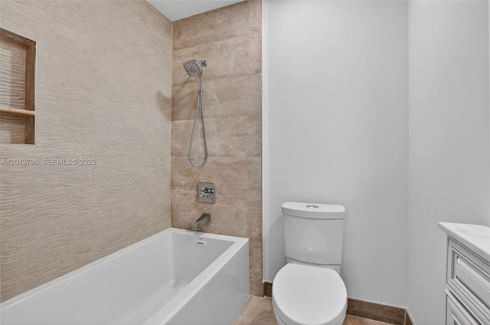 BOCA LAKES CONDO - Residential