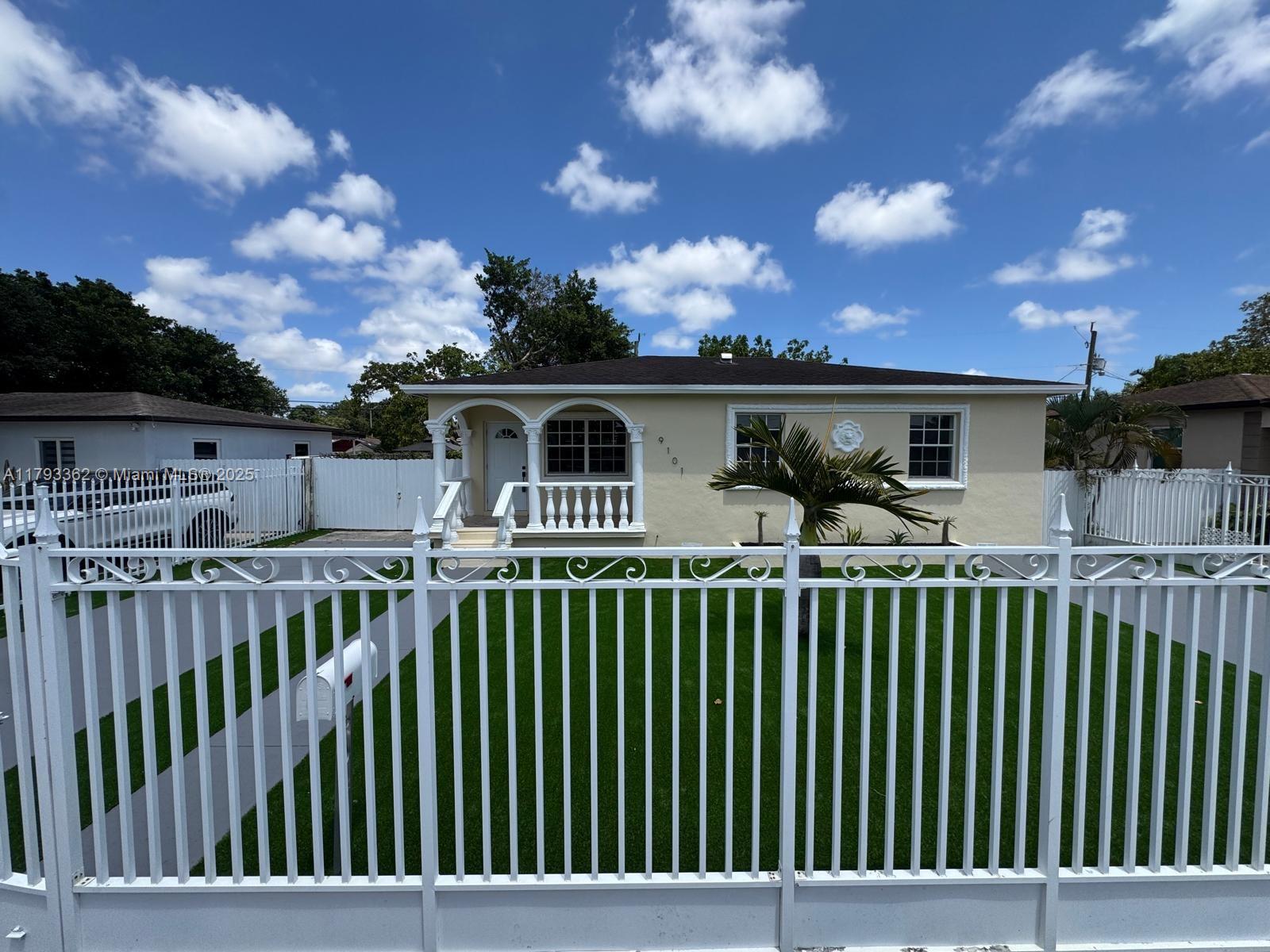 9101 NW 35th Ct