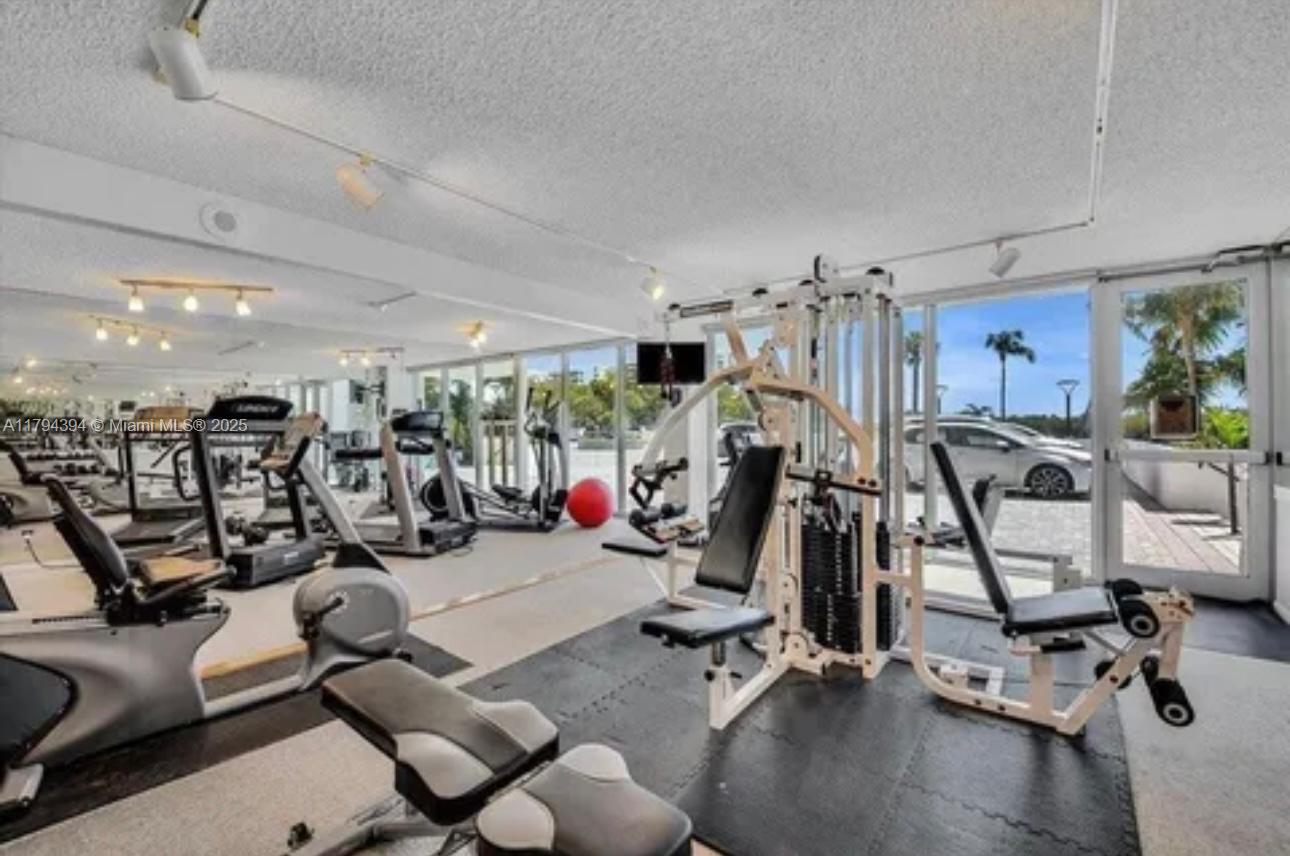ABERDEEN ARMS CONDO - Residential