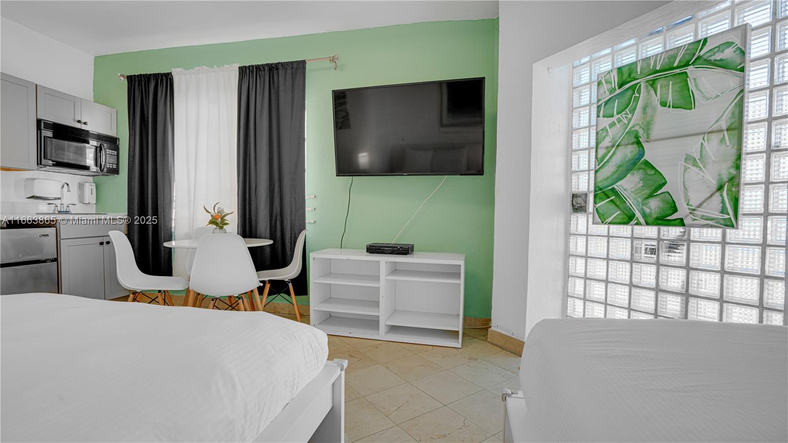 ROYAL SOUTH BEACH CONDO - Residential Income