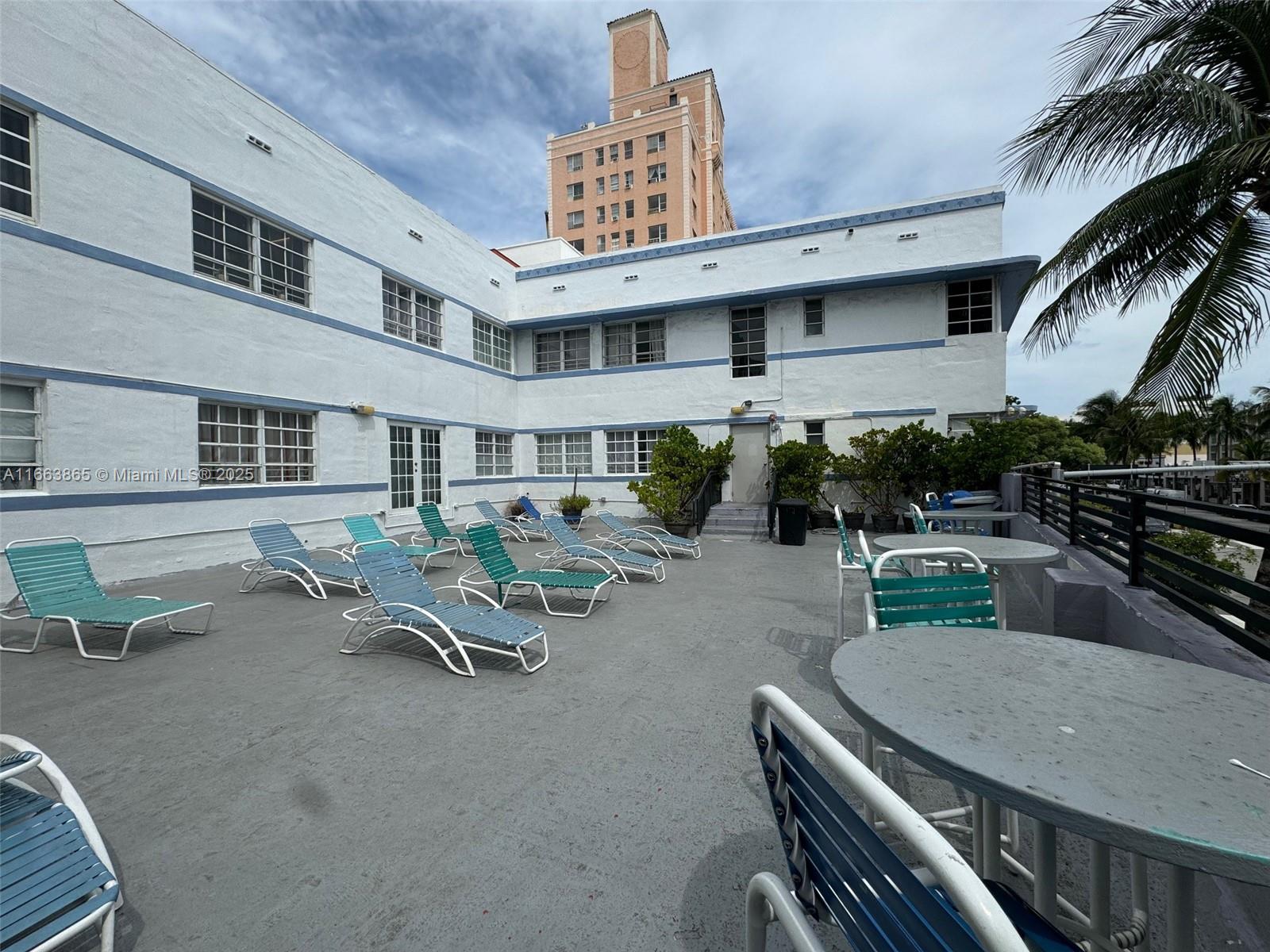 ROYAL SOUTH BEACH CONDO - Residential Income