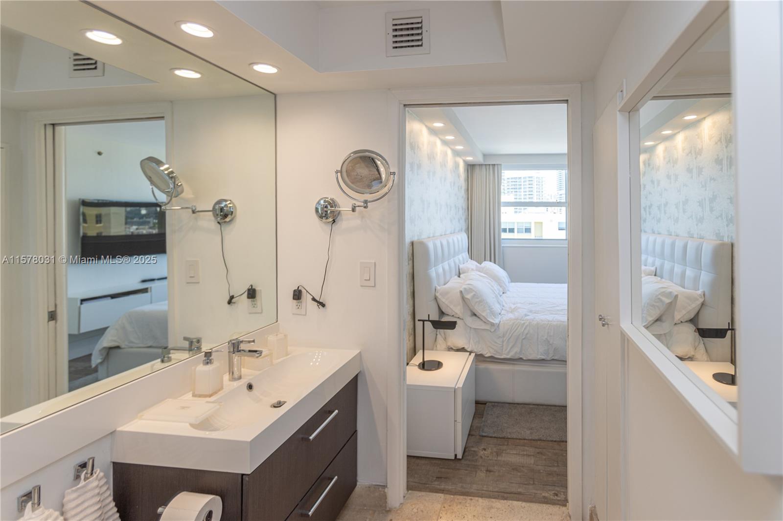 YACHT CLUB AT PORTOFINO C - Residential Lease