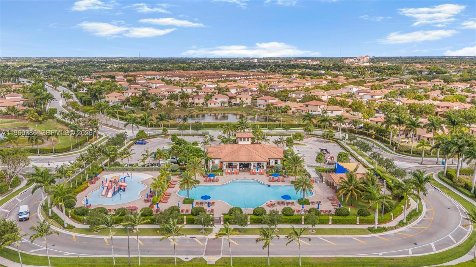 BAYWINDS OF ABACO - Residential