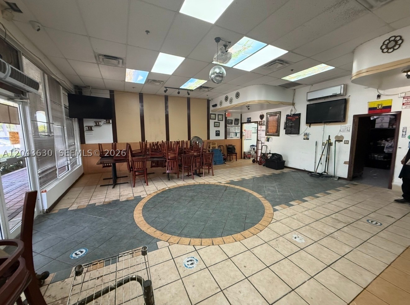 8726 NW 26 ST 18