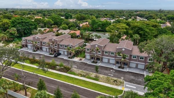 CORAL SPRINGS UNIVERSITY - Residential