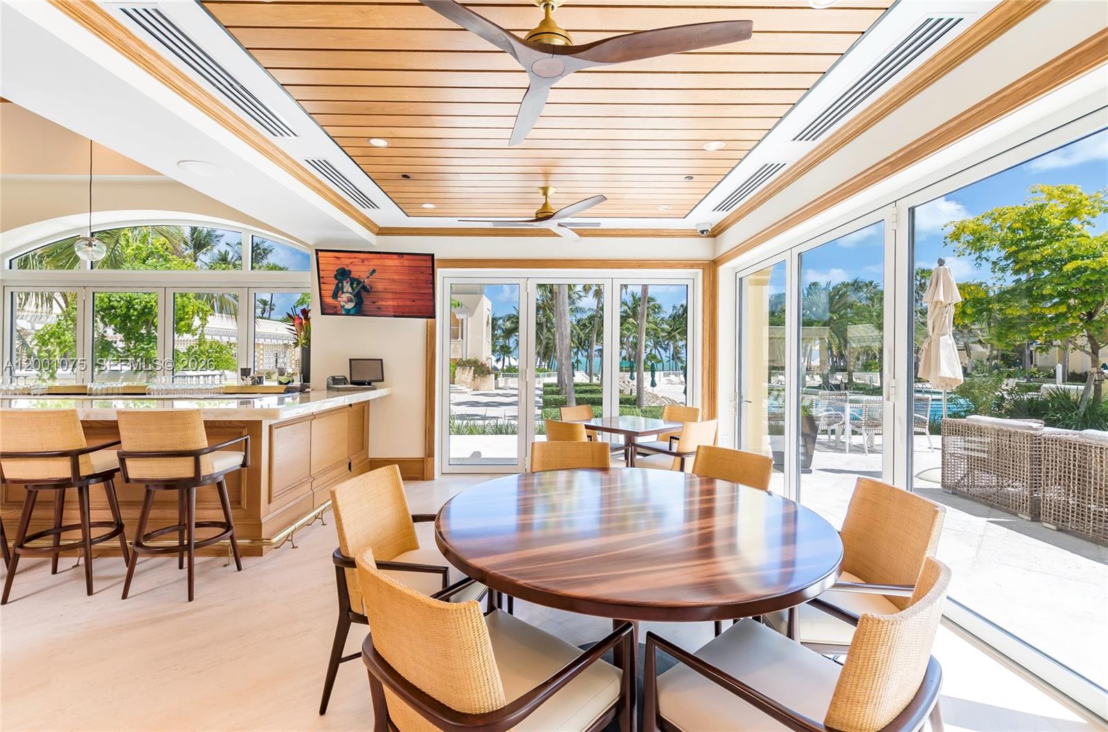 CLUB TOWER ONE CONDO - Residential Lease