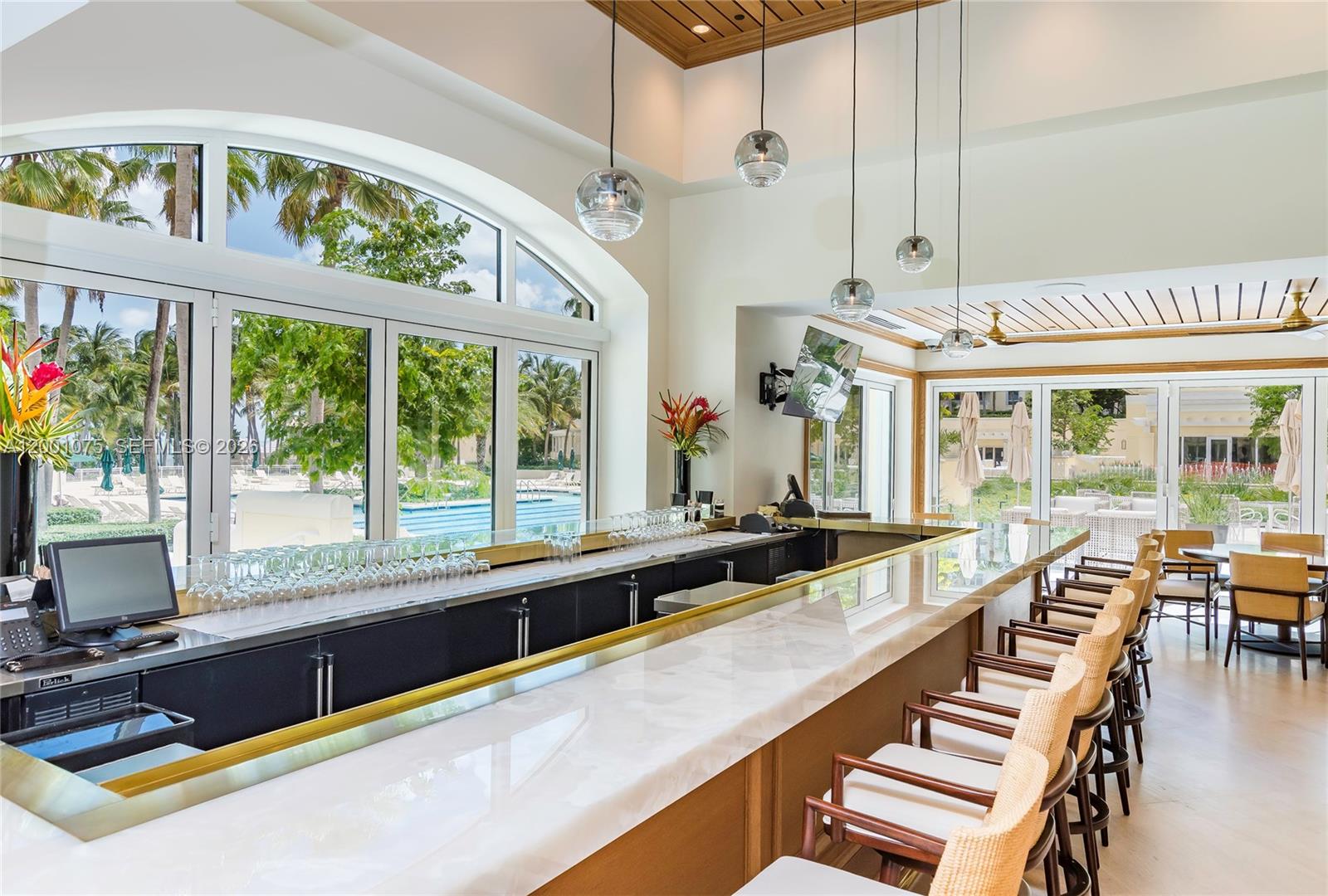 CLUB TOWER ONE CONDO - Residential Lease