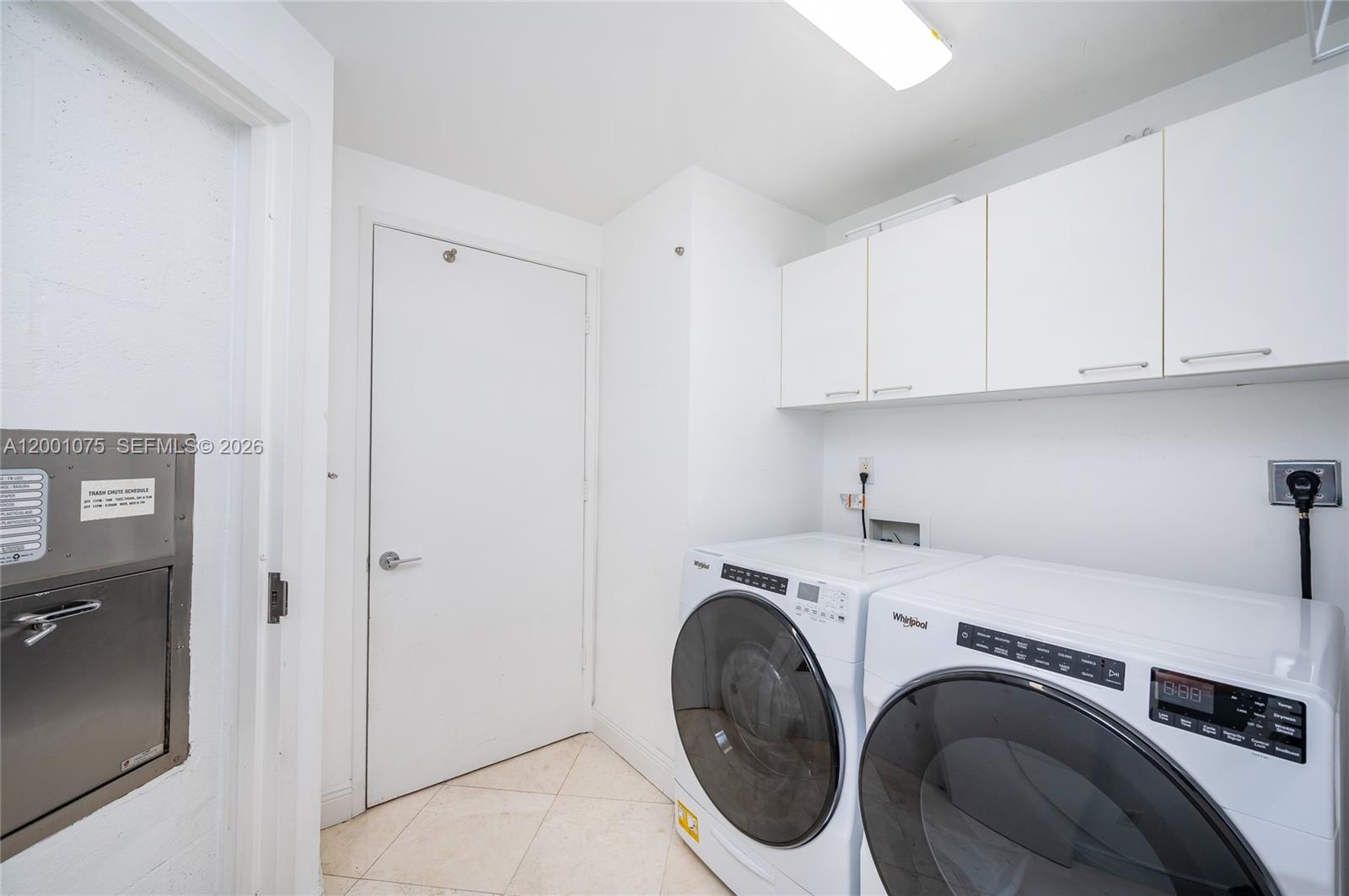 CLUB TOWER ONE CONDO - Residential Lease