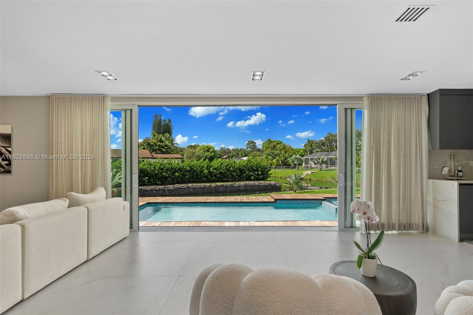 FAIRMONT ACRES SEC 1 - Residential