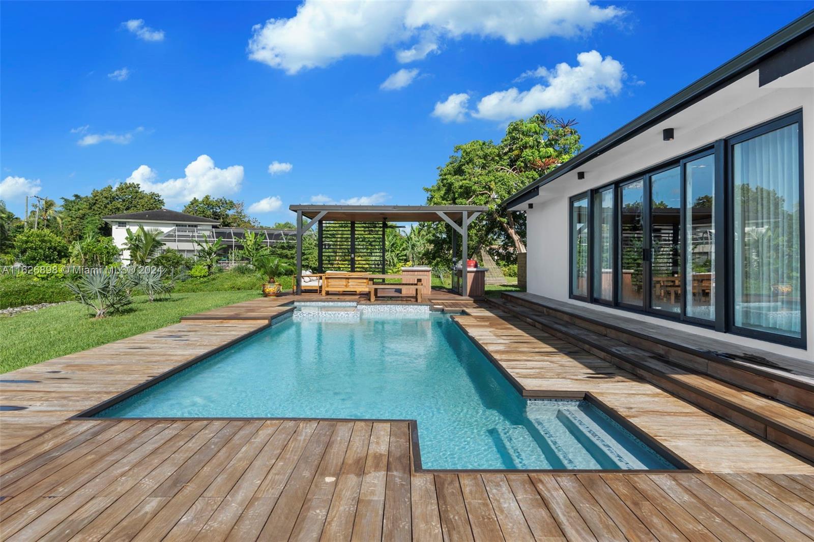 FAIRMONT ACRES SEC 1 - Residential