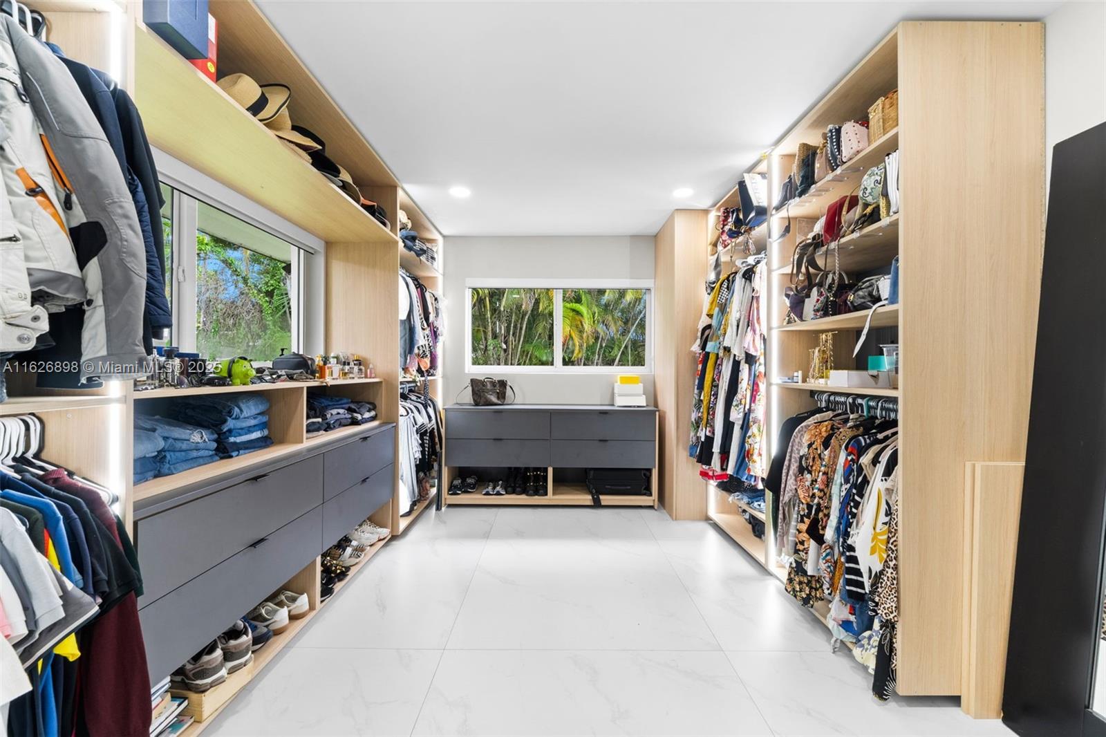 FAIRMONT ACRES SEC 1 - Residential