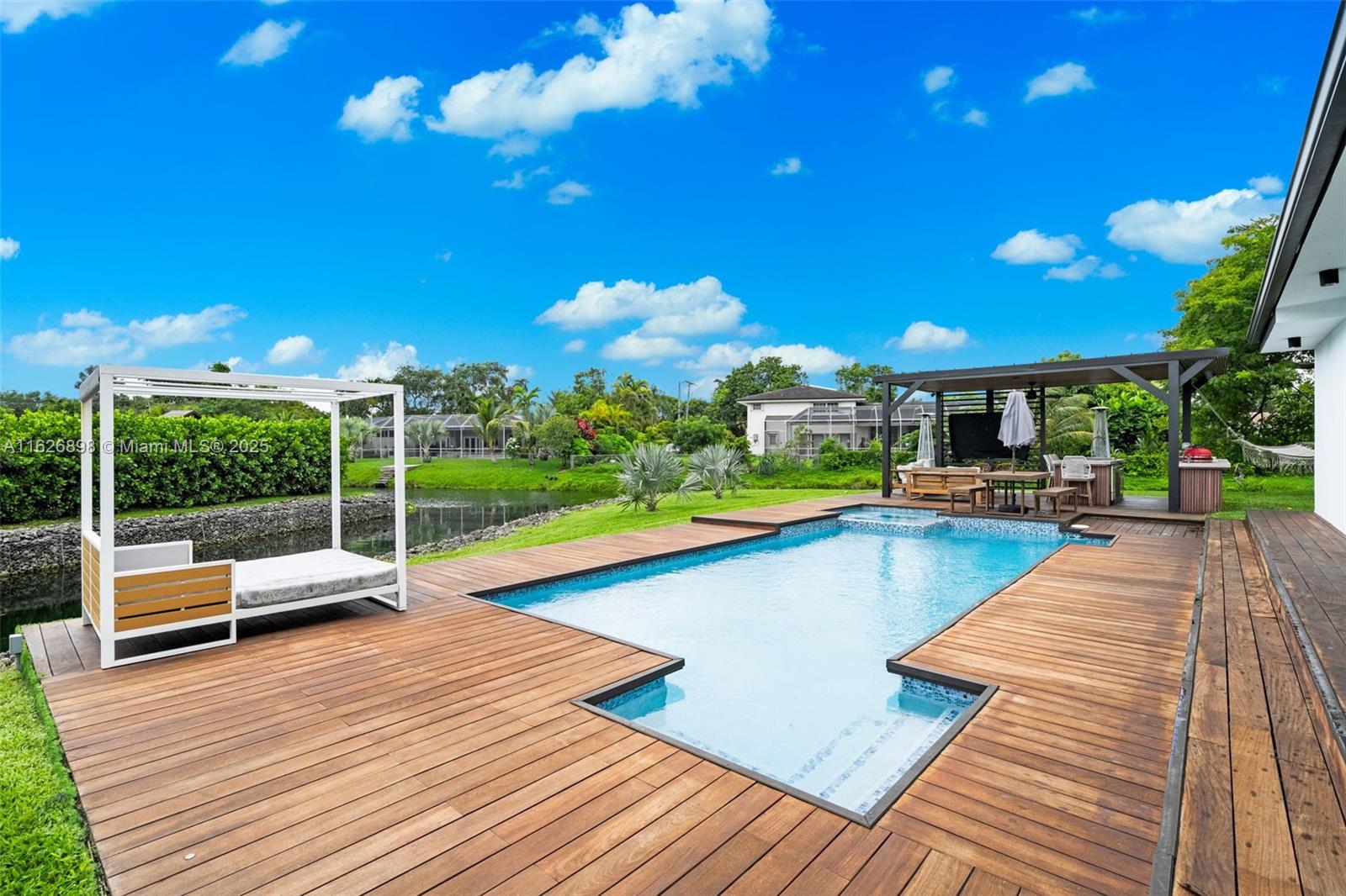 FAIRMONT ACRES SEC 1 - Residential