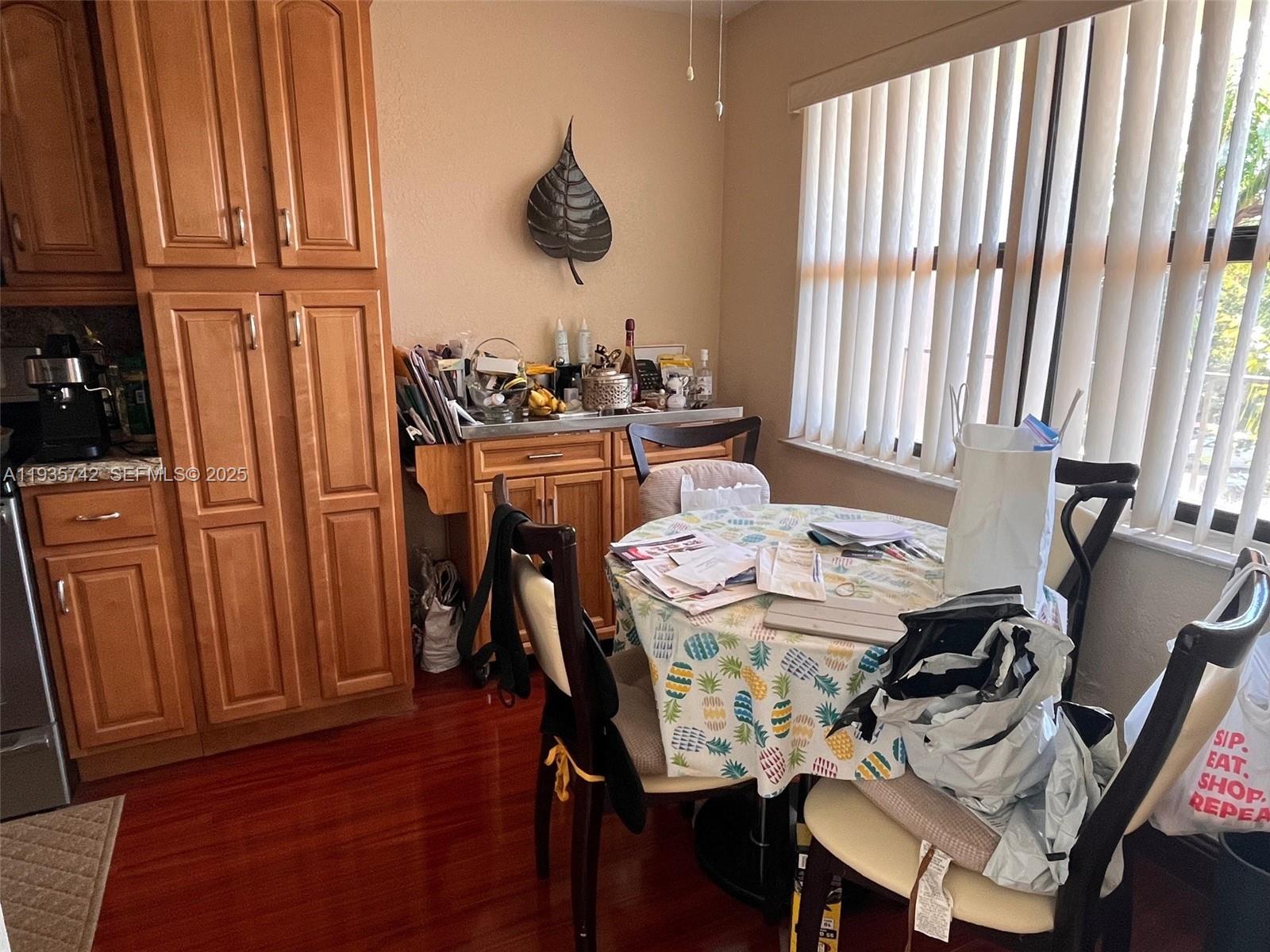 SUNRISE LAKES 183 CONDO - Residential