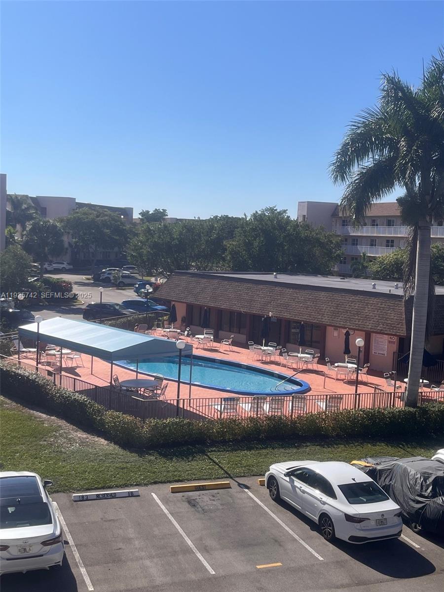 SUNRISE LAKES 183 CONDO - Residential