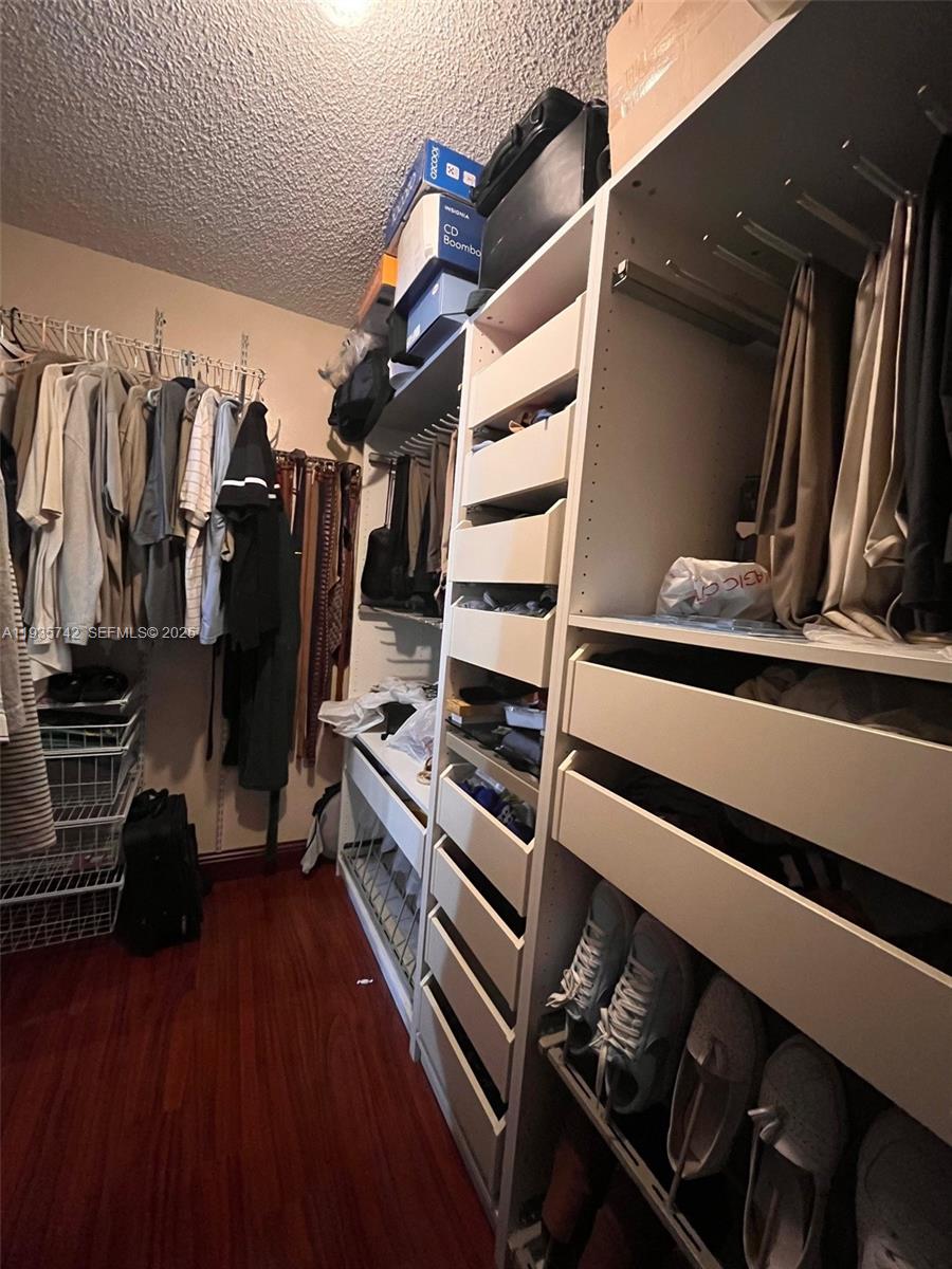 SUNRISE LAKES 183 CONDO - Residential