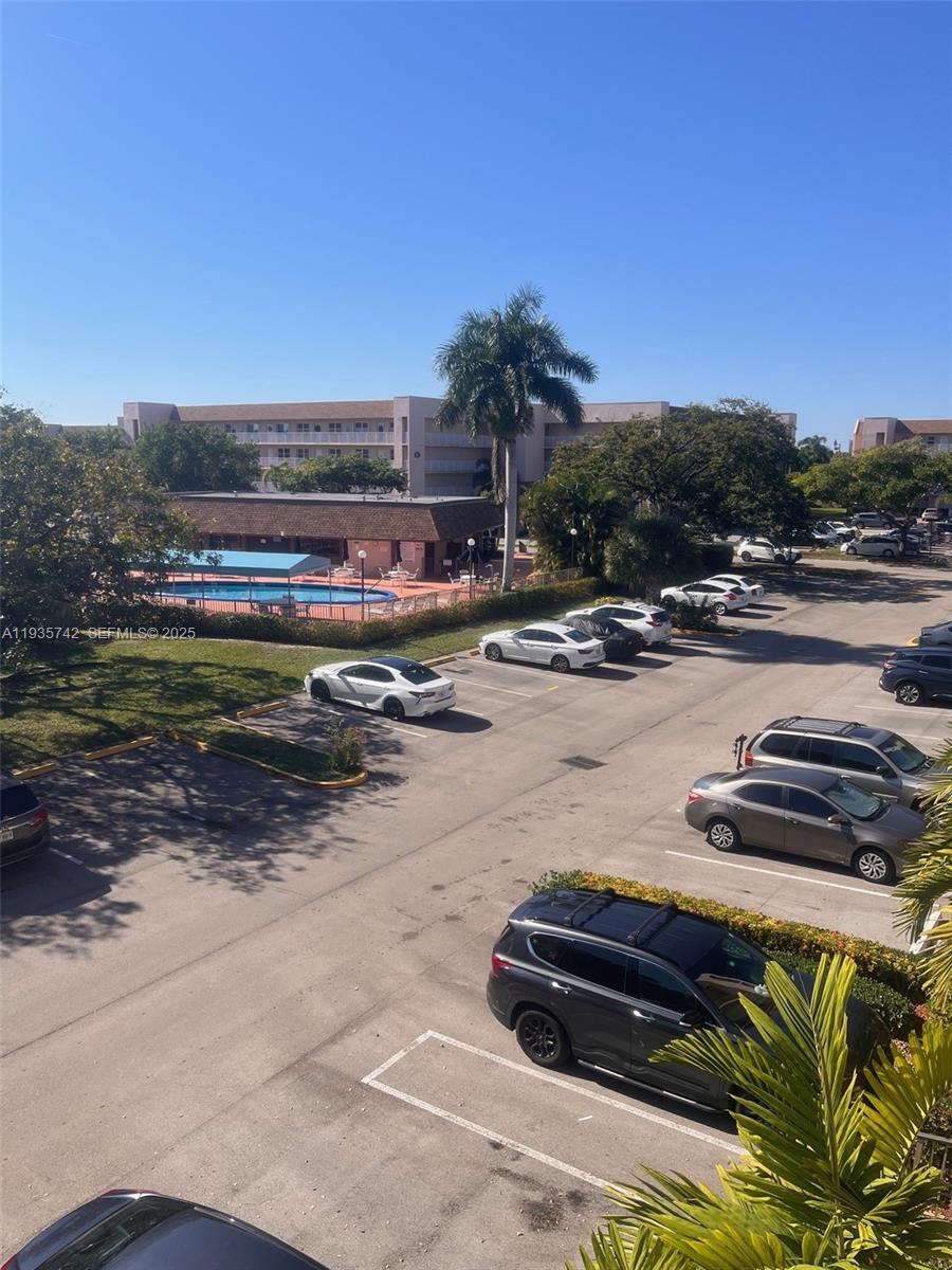 SUNRISE LAKES 183 CONDO - Residential