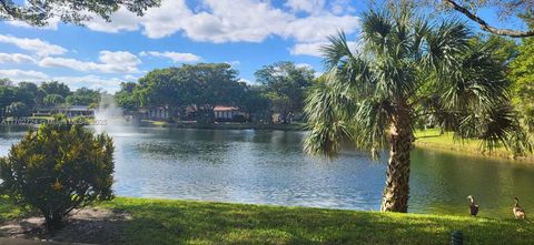 A home in Lauderdale Lakes