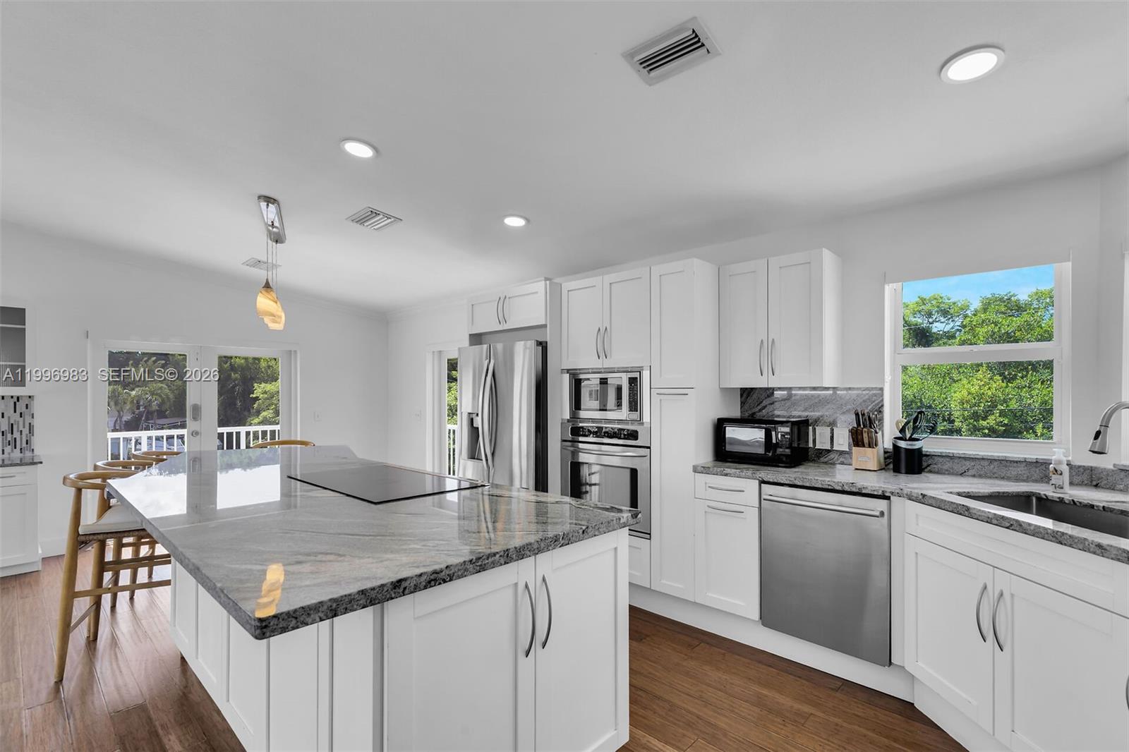 LAKE SURPRISE ESTATES - Residential