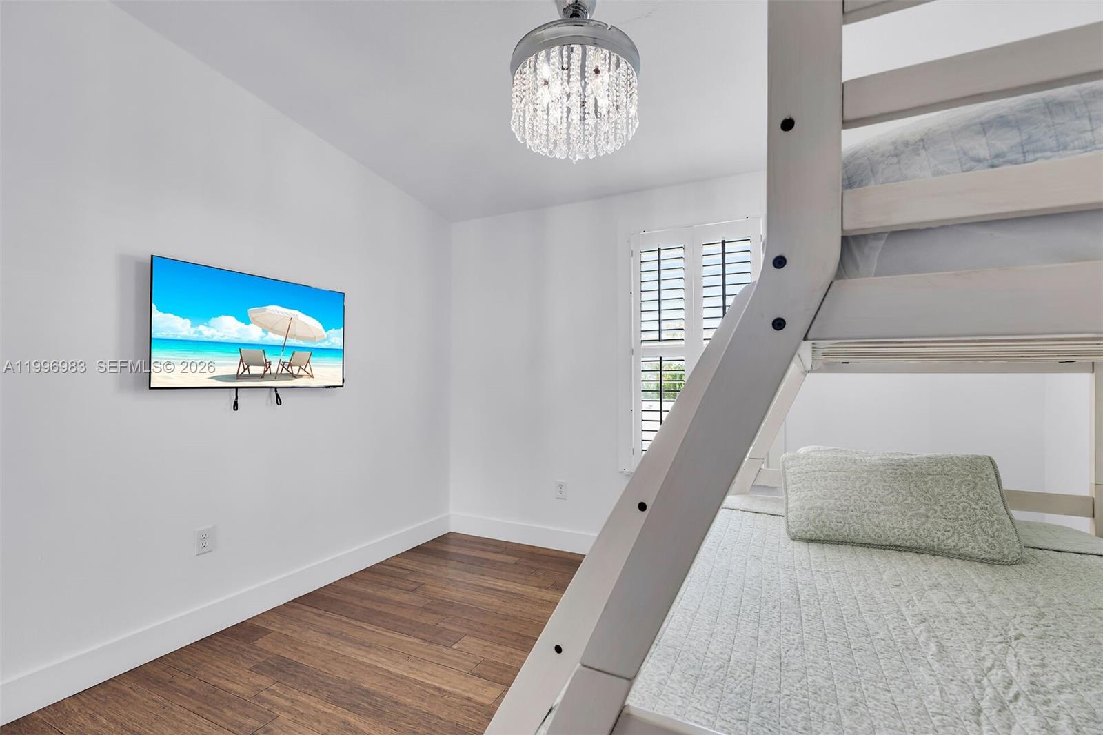 LAKE SURPRISE ESTATES - Residential